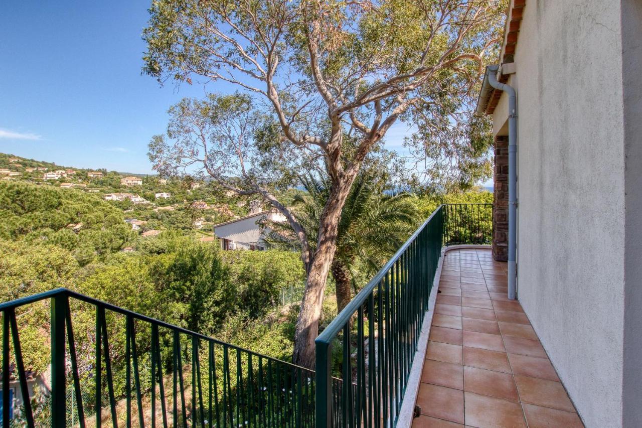 Villa Cavalaire Sur Mer Екстер'єр фото